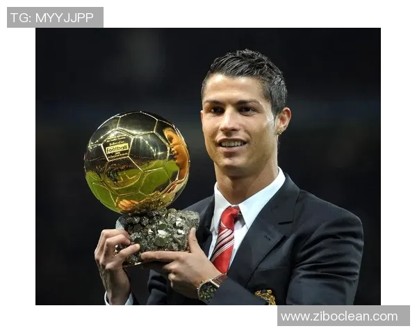 千禧年足球球星排名解析:谁是20世纪末最具影响力的球员 千禧年足球球星排名解析:谁是20世纪末最具影响力的球员